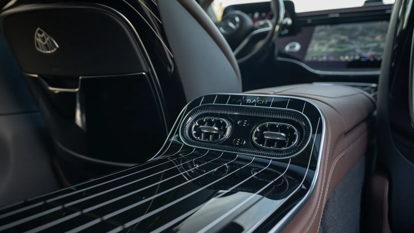 2027 Mercedes Maybach S Class interior 7