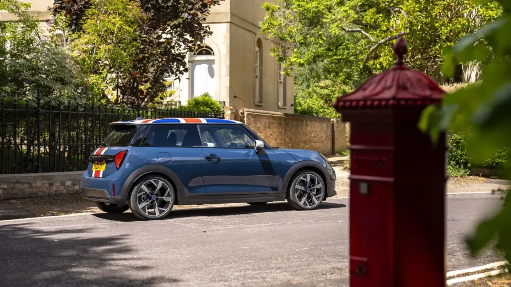 MINI Cooper Oxford Edition