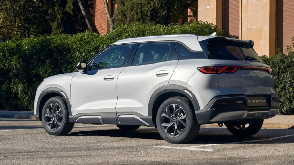 Byd atto 2 small suv