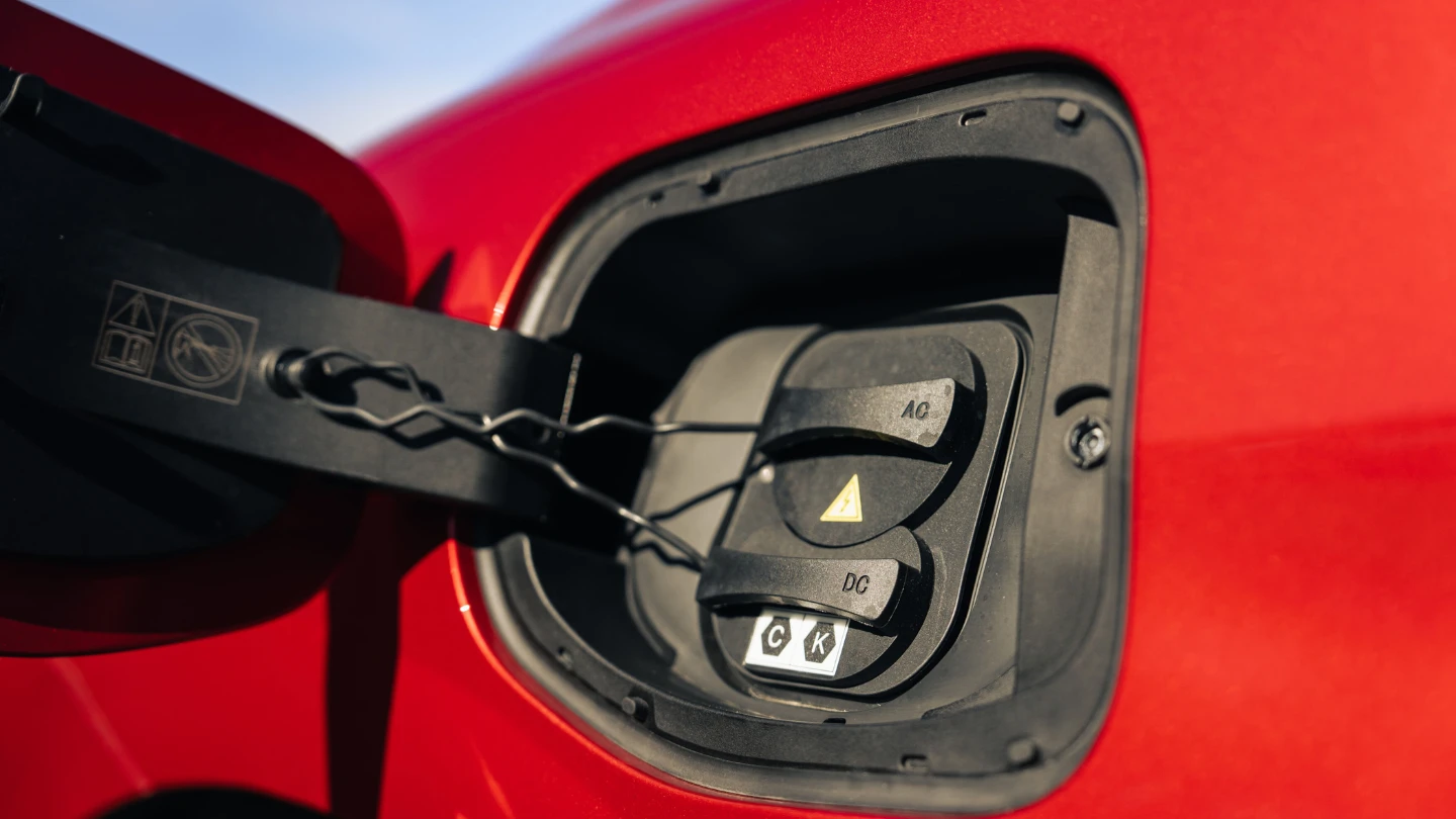 MG4 Urban EV charging port