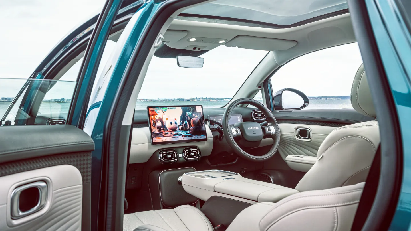 2026 GAC Aion UT Luxury interior