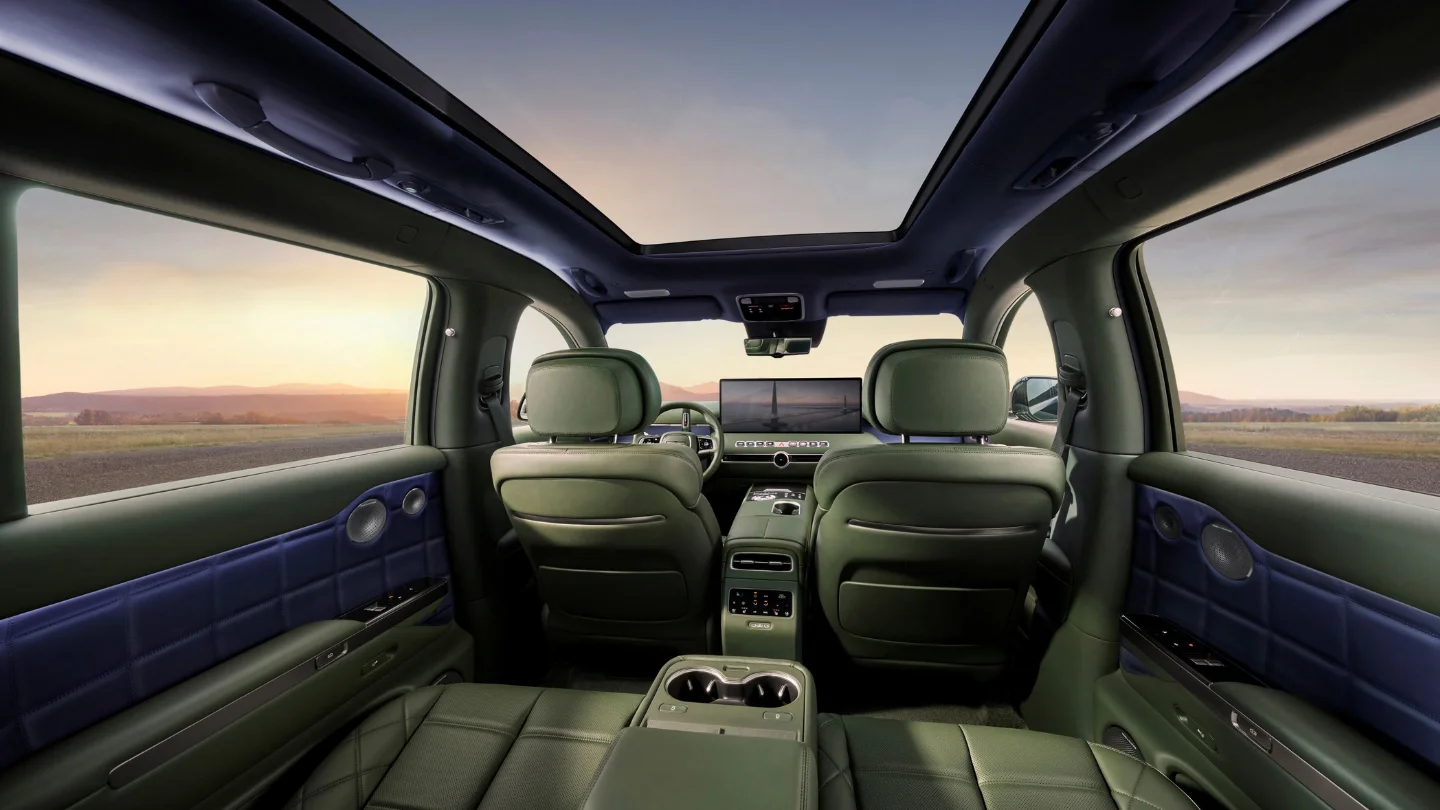 2027 Genesis GV90 interior 3