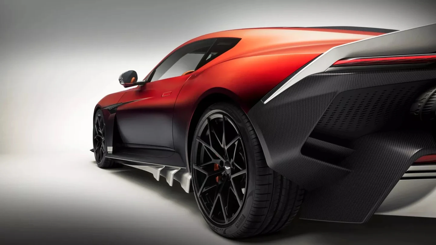 Aston Martin Valen exterior 4