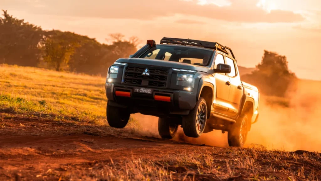 Mitsubishi Triton Savana Sertões