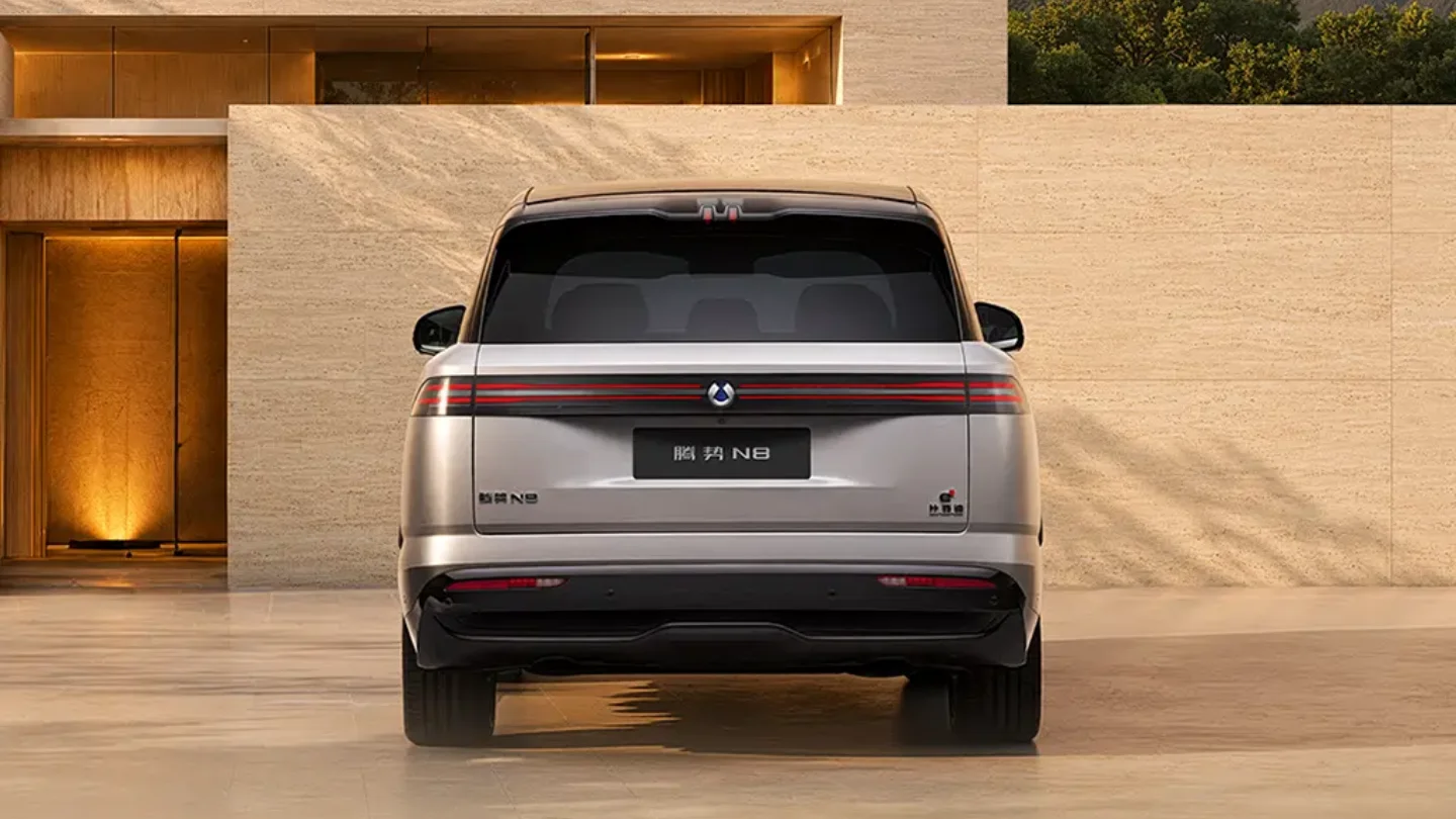 Denza N8 large electric SUV exterior 2