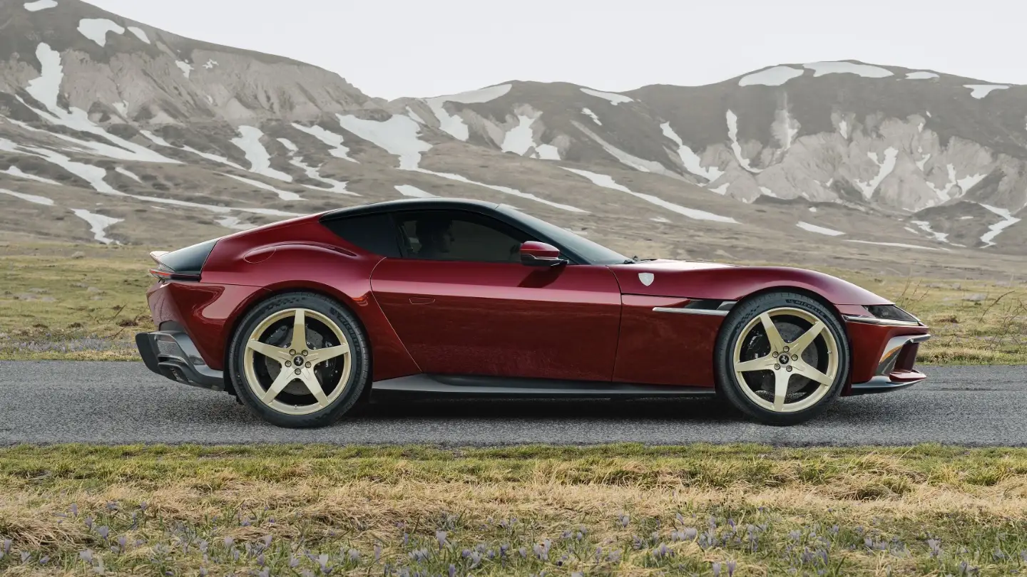 Ferrari 12Cilindri Manuale exterior 2