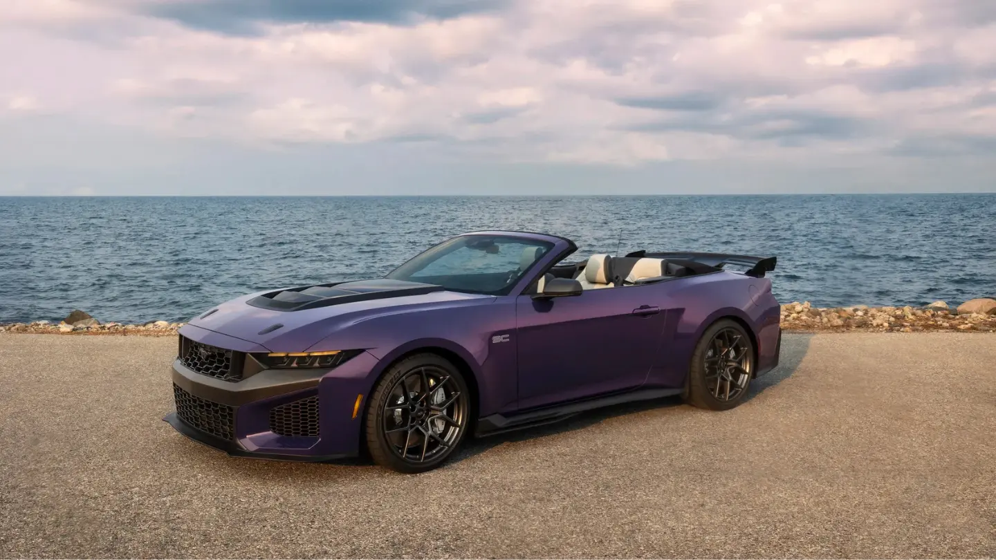 Ford Mustang Dark Horse SC Convertible exterior