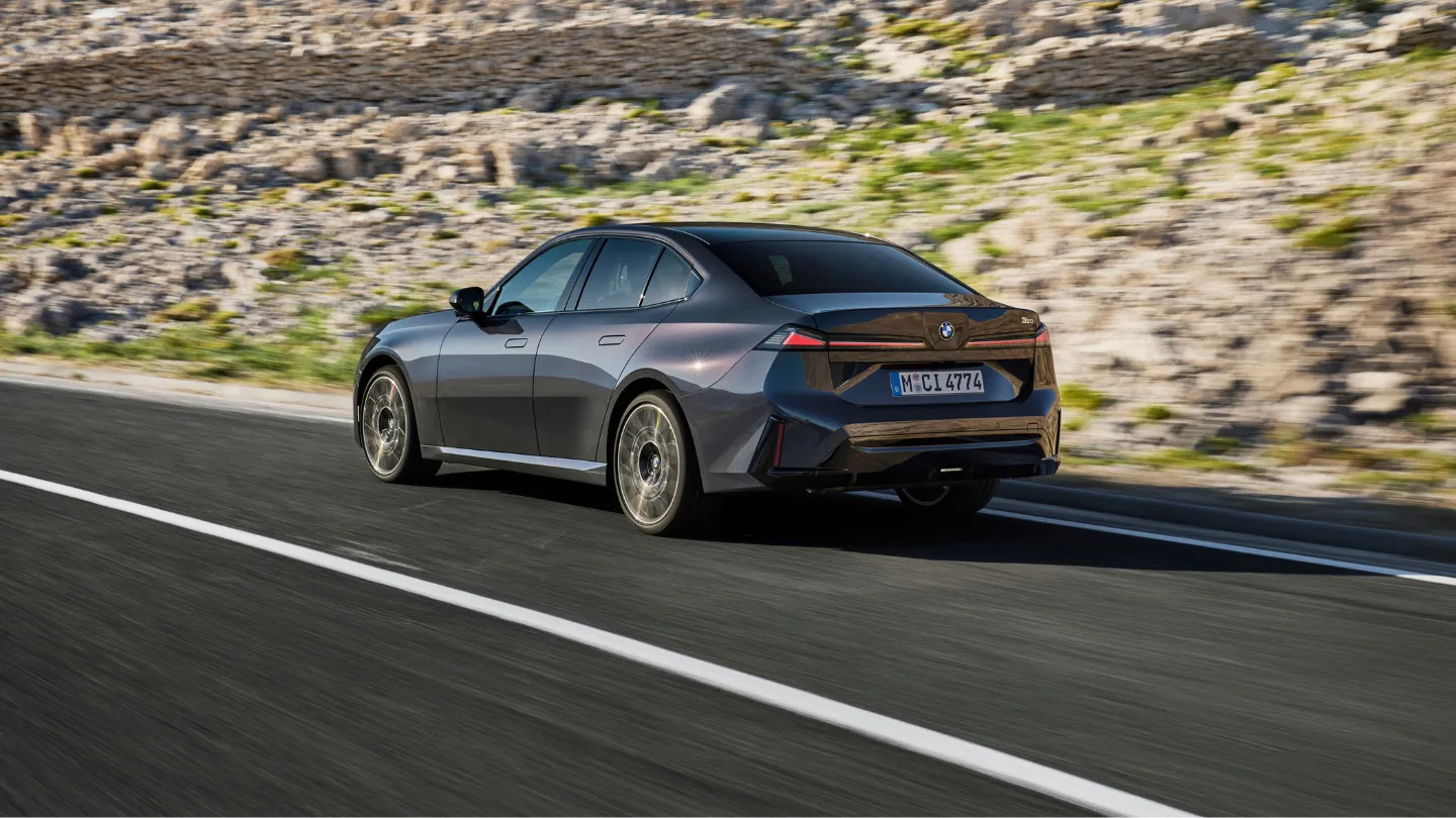 2027 BMW 320 petrol MHEV exterior rear