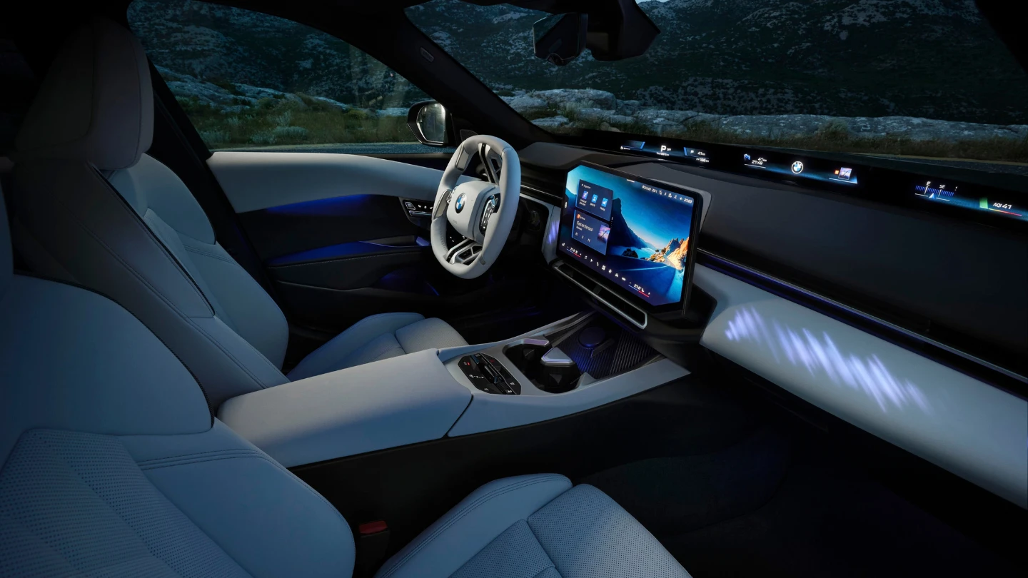 2027 BMW 320 petrol MHEV interior