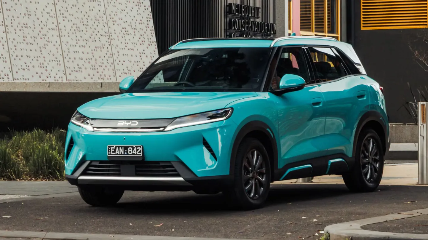 2027 BYD Atto 2 DM-i exterior Turquoise Blue front