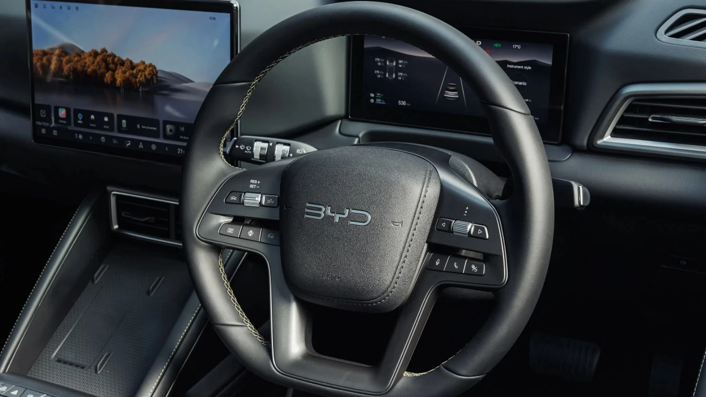 2027 BYD Atto 2 DM-i interior Turquoise Blue steering wheel