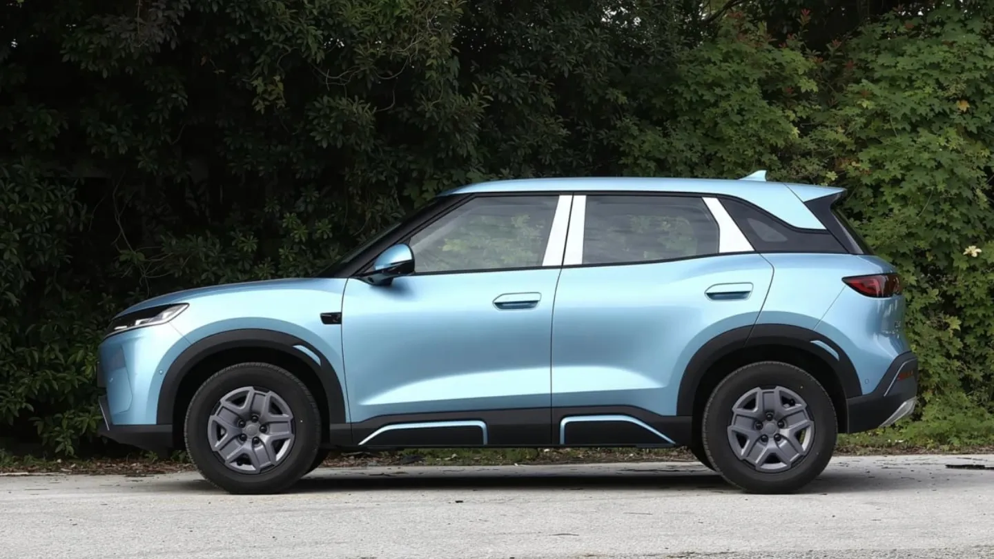 2027 BYD Atto 2 EV China exterior side