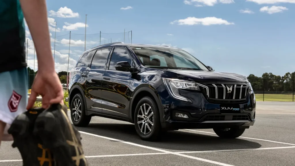  Mahindra XUV700 