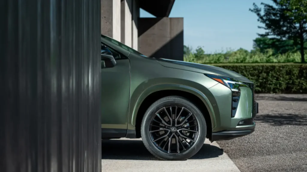 2027 Lexus NX 