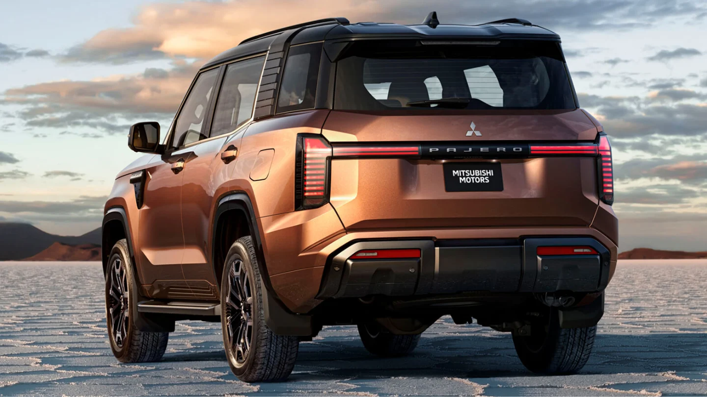 2027 Mitsubishi Pajero