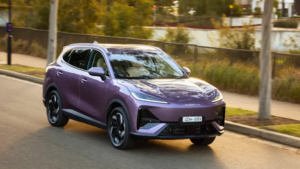 Lepas L6 electric SUV