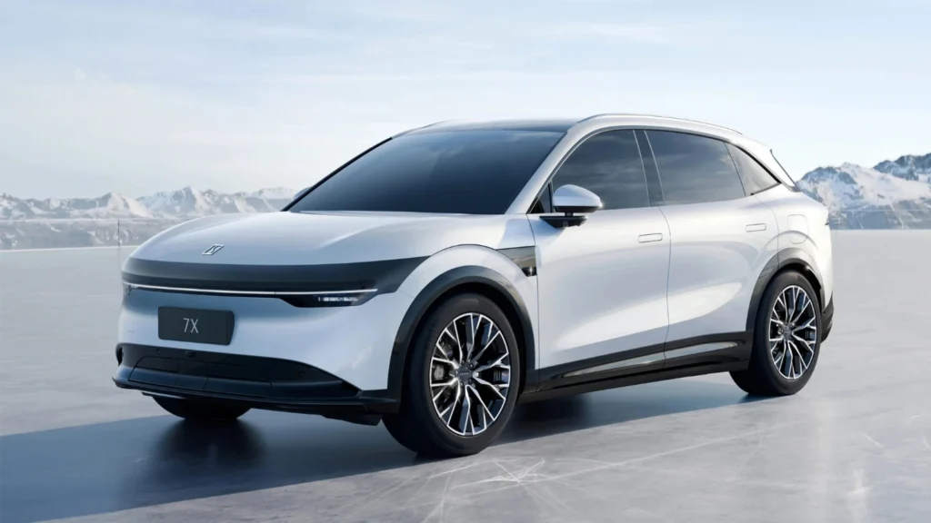 Zeekr 7X mid-size electric SUV