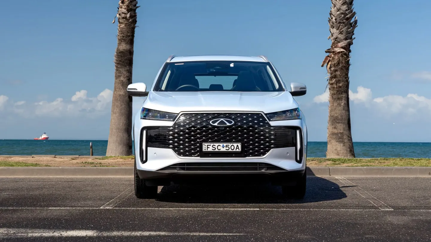2026 Chery Tiggo 4 Hybrid small SUV
