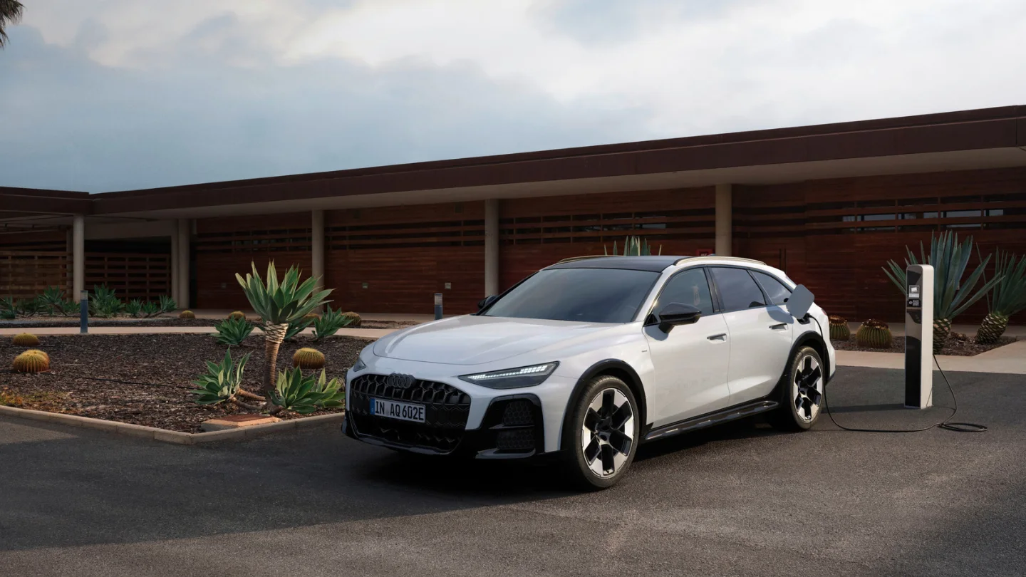 2027 Audi A6 Allroad e-hybrid quattro new PHEV model