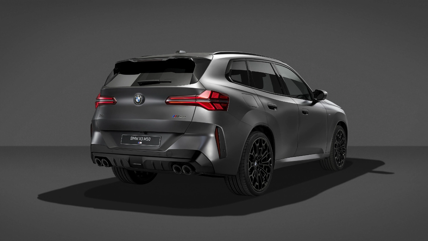 2027 BMW X3 M50 xDrive exterior rear side
