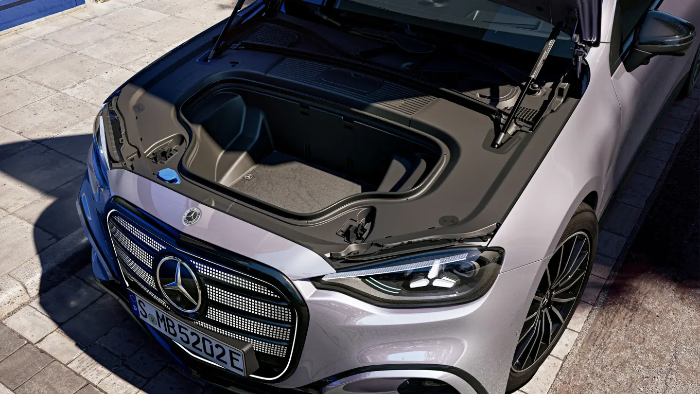 2027 Mercedes-Benz C-Class Electric front storage