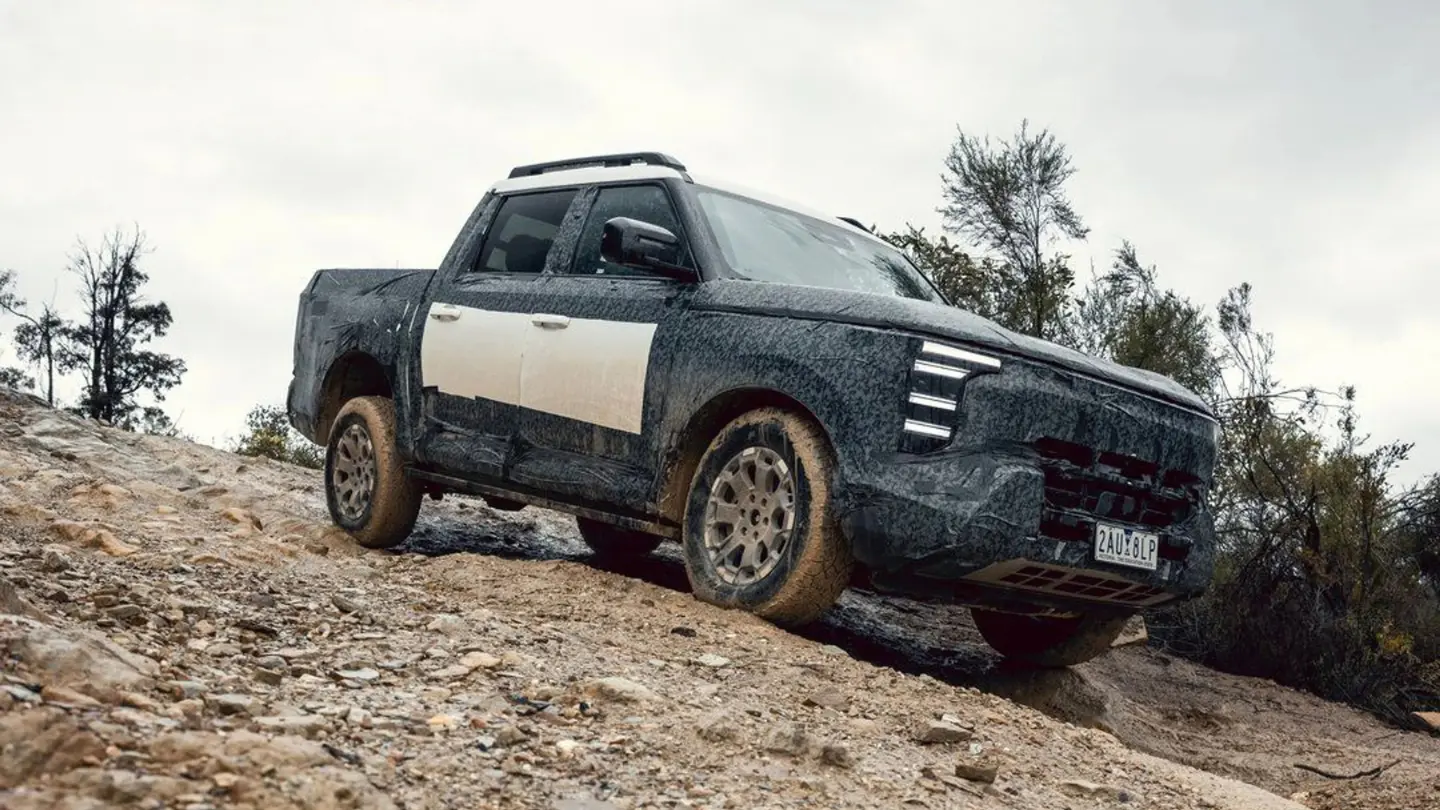 2027 Nissan Navara Pro PHEV ute australia camouflaged front