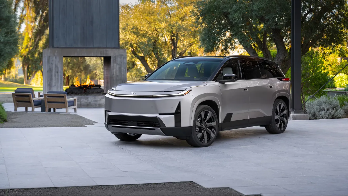 2027 Toyota Highlander EV US model front side