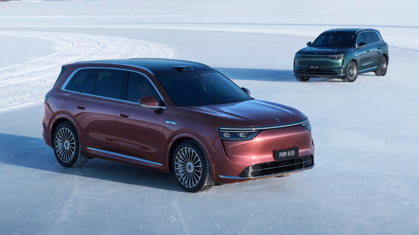 Aito M8 large luxury SUV China