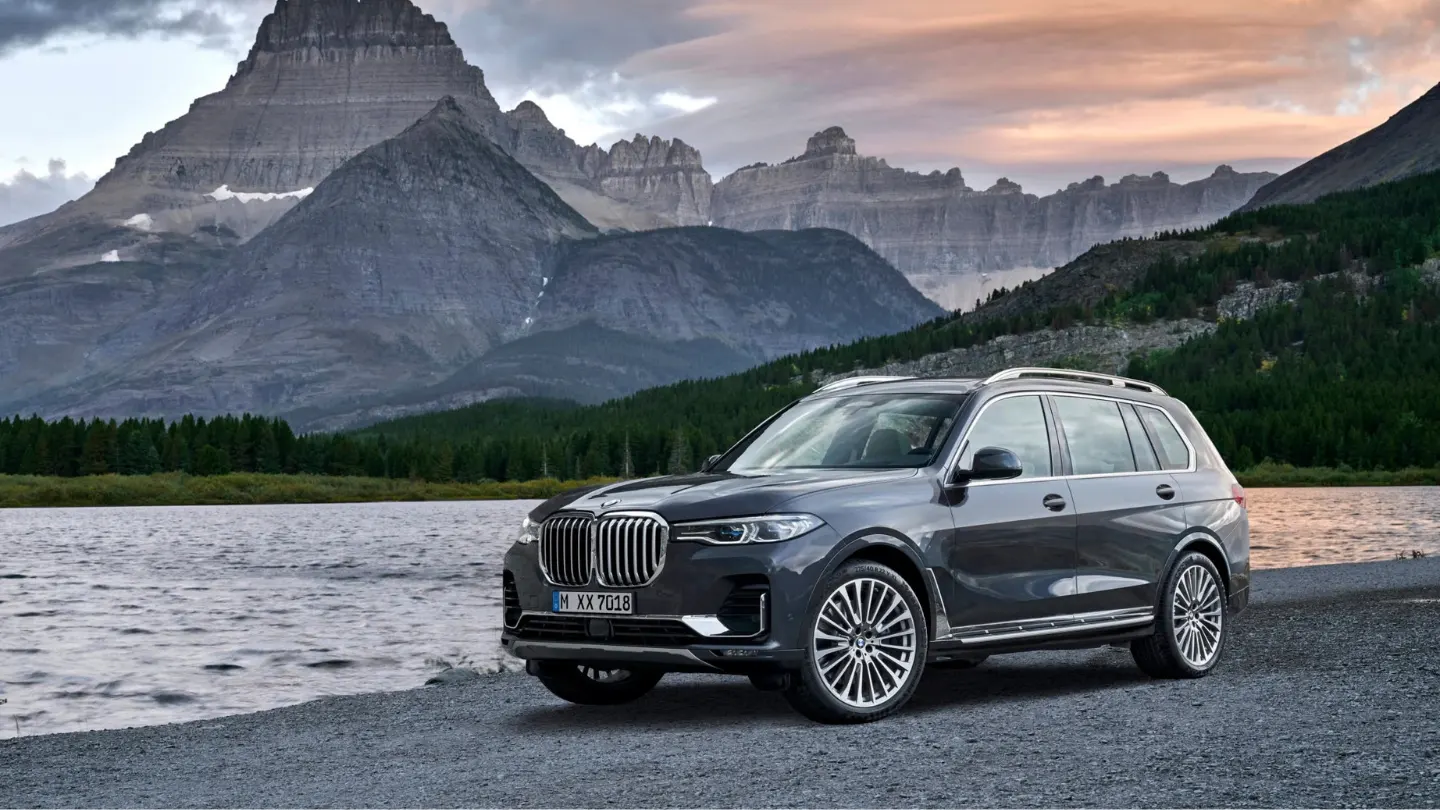 BMW X7 large SUV US