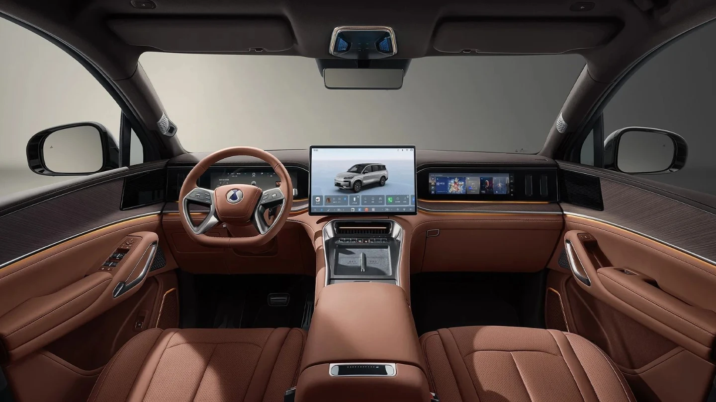 BYD Denza N9 flagship PHEV SUV China interior cockpit