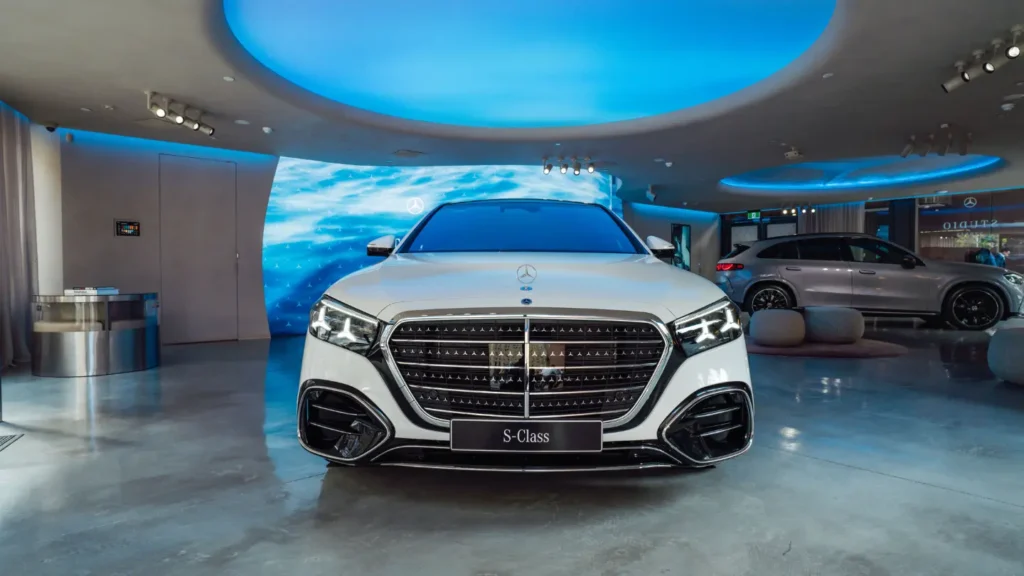 Mercedes-Benz S-Class arrive at the Mercedes-Benz Studio Sydney