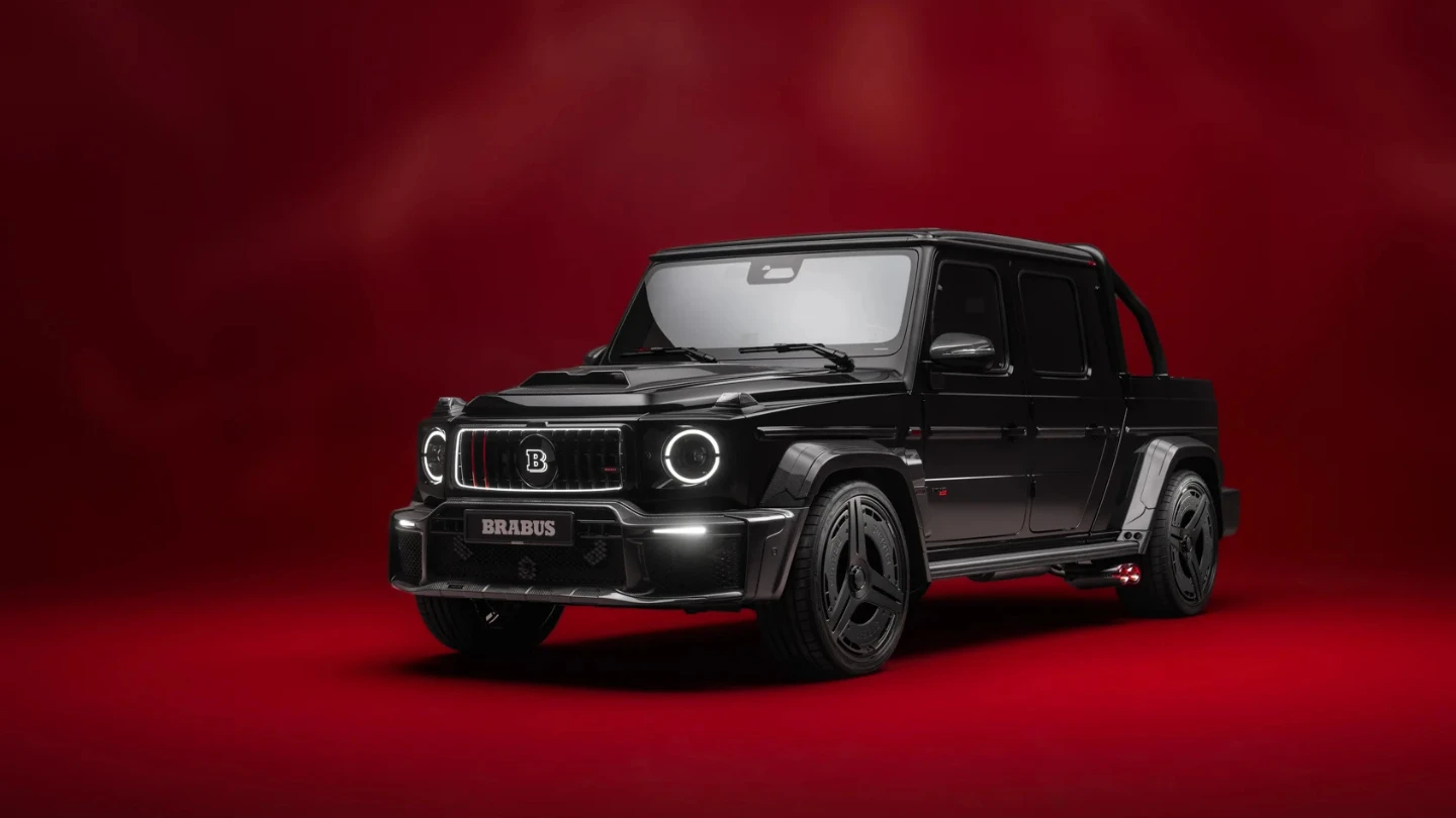 Brabus P900 Rocket Edition g-wagon pickup exterior front side