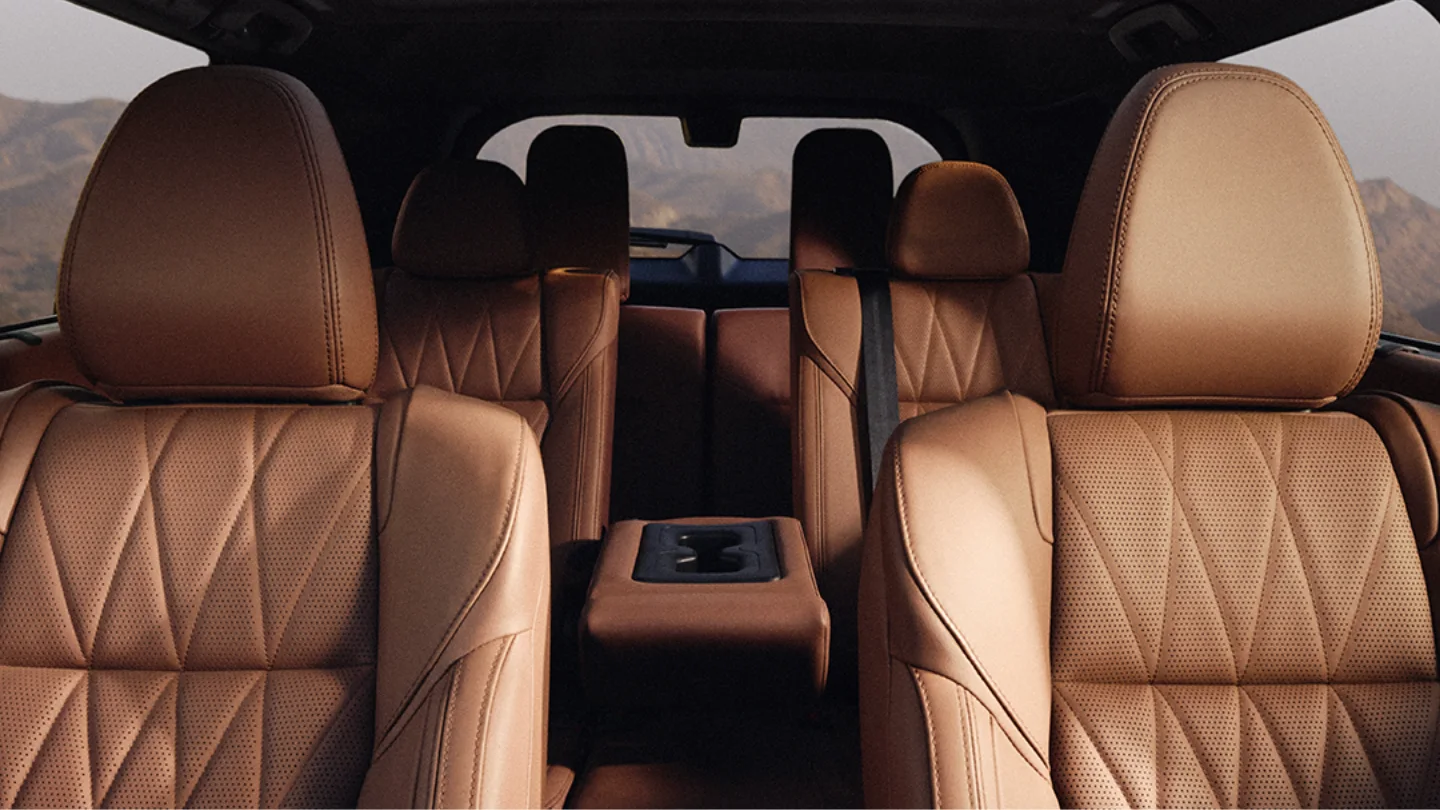 Captains seats in a mitsubishi SUV