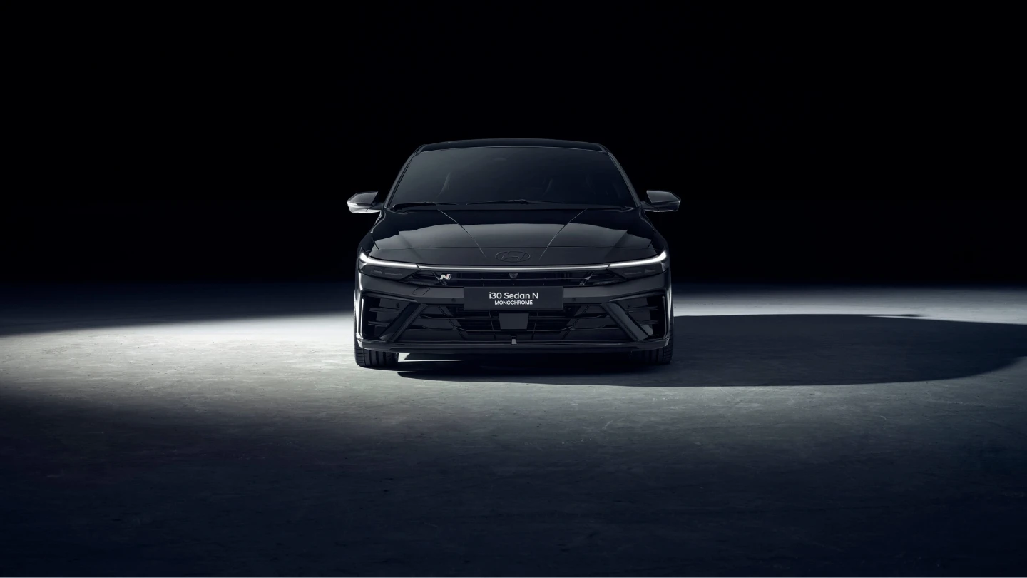 Hyundai i30 Sedan N Monochrome exterior front
