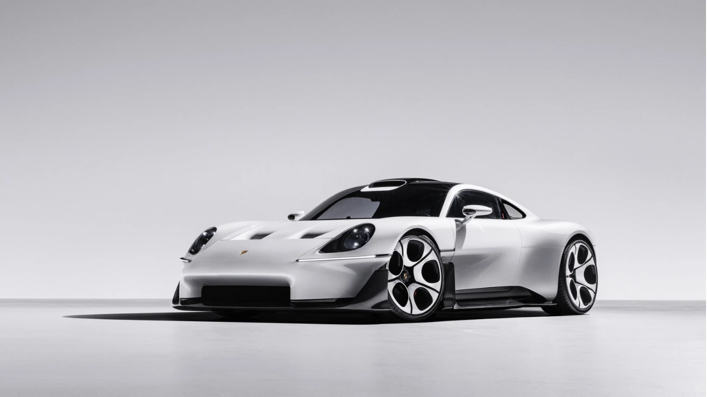 Porsche Mission S concept exterior front side