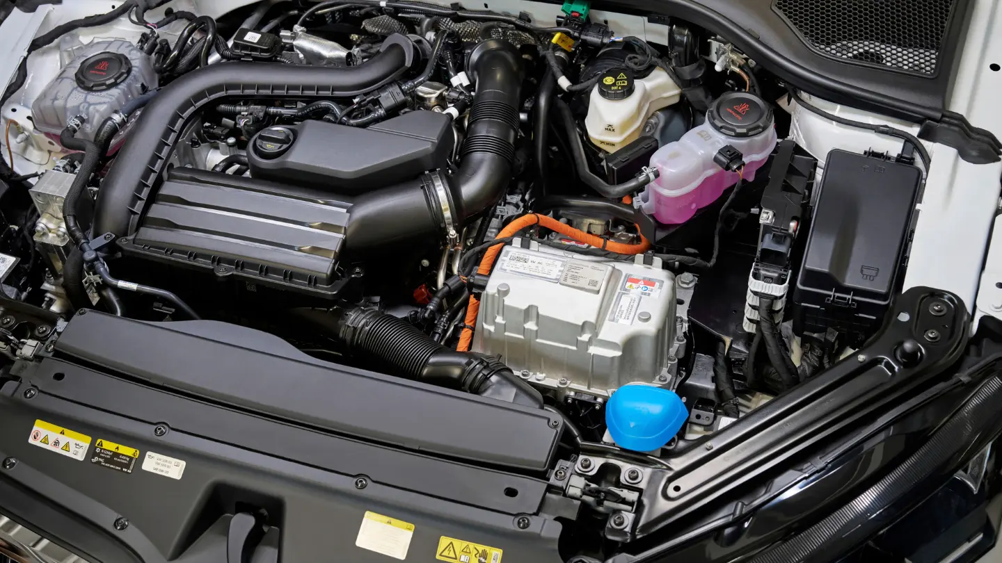 Skoda Octavia HEV Europe full hybrid engine