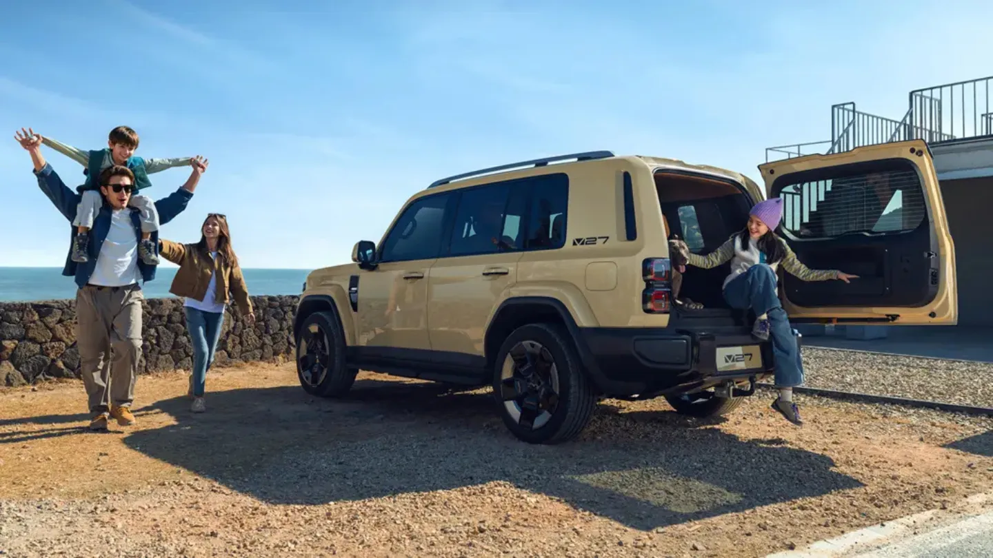 iCaur V27 SUV